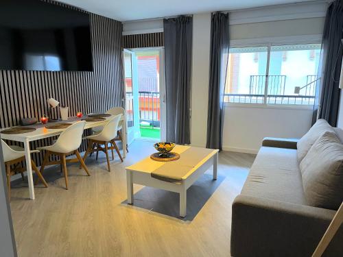 Posezení v ubytování Small Home Fuengirola
