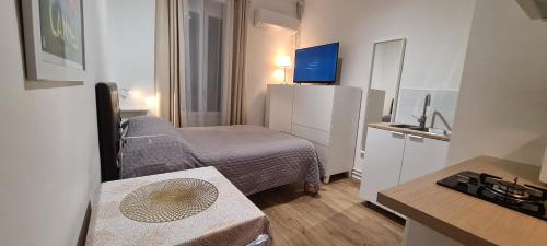 SeaYouSoon Inn Cannes - Studios photo 61
