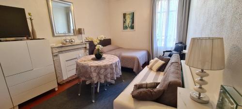 SeaYouSoon Inn Cannes - Studios photo 59