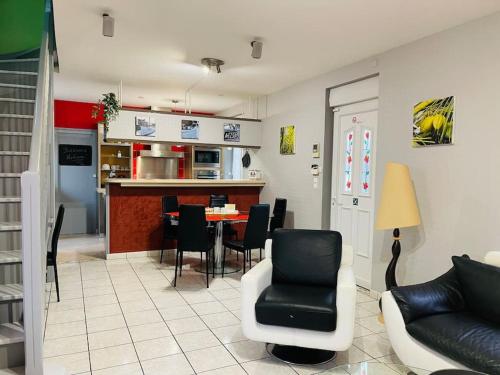 Maison tout confort proche Center Sully La menuis