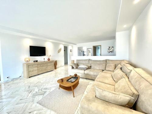Vezelay 3 luxury 3 bedrooms, by Welcome to Cannes