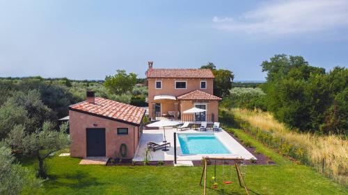 Gallery image of Gorgeous Villa Runka with private pool and wellness near Pula by WiiBuk in Muntić