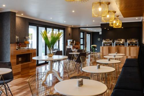 Restaurace v ubytování Bedfordview Hotel & Apartments