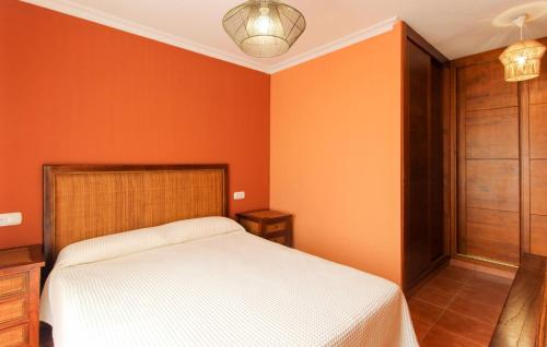 Gorgeous Apartment In Estepona