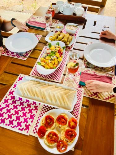 Comida en la pensión o alrededores