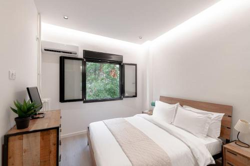 Stylish Urban Hideaway Near Athens Center & Metro