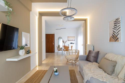 Santorini 2-Bedroom Apartment in Nea Smyrni