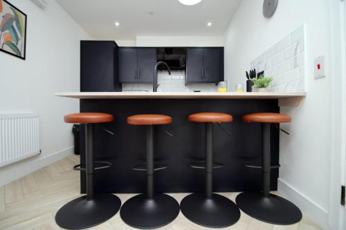 Cardiff City 2 Bed Apartment – Whitchurch photo 4