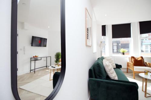 Cardiff City 2 Bed Apartment – Whitchurch photo 20