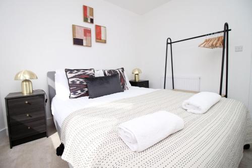 Cardiff City 2 Bed Apartment – Whitchurch photo 48