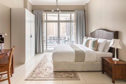 Frank Porter – Atlantic Tower 1