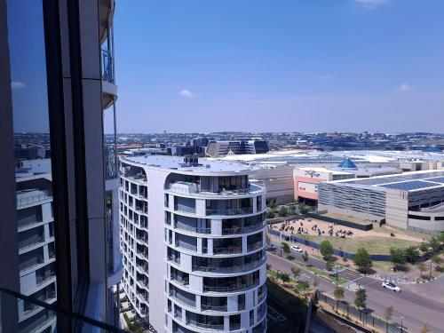 Vista generica su Midrand o vista sulla città dall'interno dell'appartamento