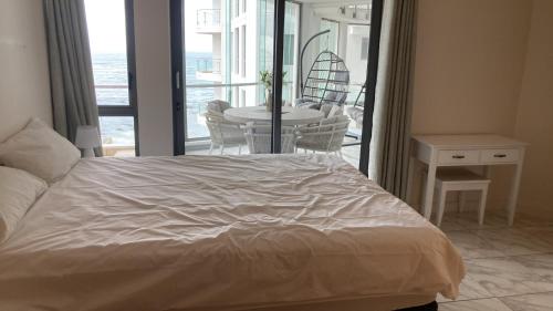 Postel nebo postele na pokoji v ubytování Hibernian 10.02