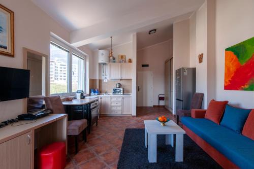 Dapur atau dapur kecil di Lux M & A Apartments