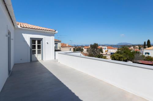 Το κτήριο όπου στεγάζεται  η παραθεριστική κατοικία
