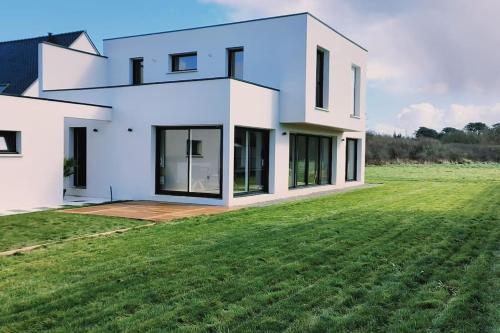 Maison moderne et lumineuse à 5 minutes à pied des plages
