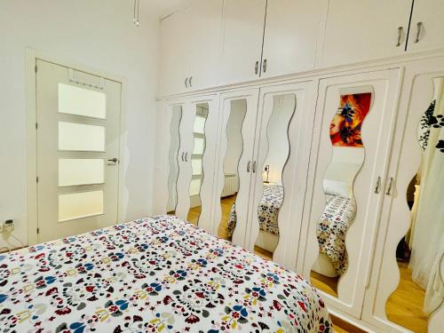 APARTAMENTO MUY CENTRICO - entre PALACIO REAL Y PLAZA MAYOR
