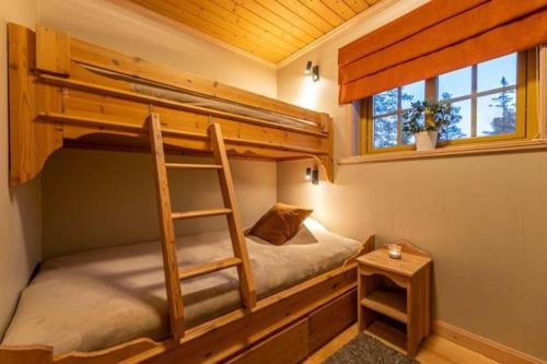 Lliteres en una habitació de Aktiv familjesemester i Lindvallen. MTB, downhill, vandring, sommarskidåkning & bad. 30:e juni till 6:e juli