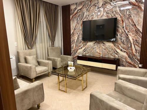 Urban Elegance @ Maadino6