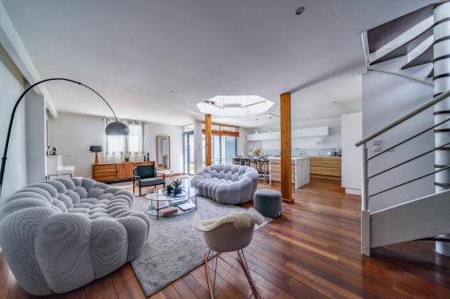 Atelier loft proche Halles Tours