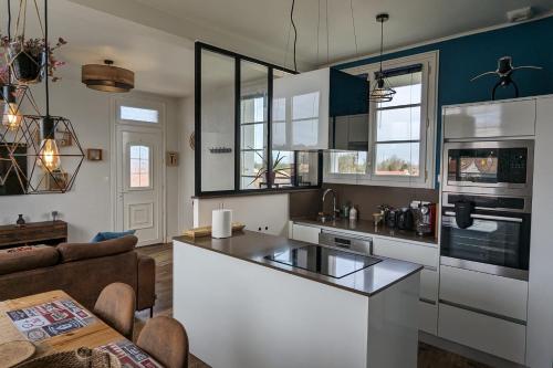 Family cocoon by the sea