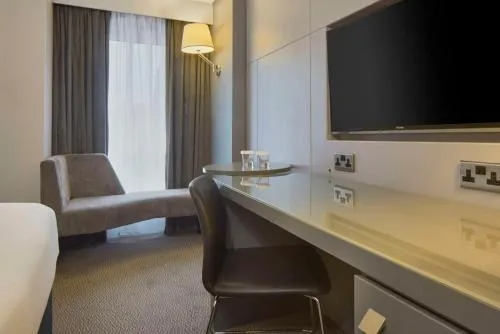 DoubleTree by Hilton Bristol City Centre photo 6