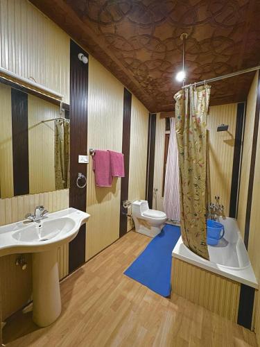 Koupelna v ubytování Houseboat Lake Superior