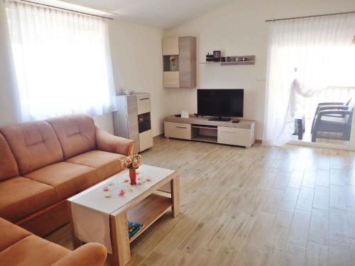 Apartment in Starigrad-Paklenica 50111