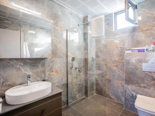 Phòng tắm tại Azores villa