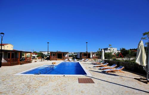 Gorgeous Home In Murter