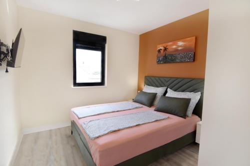 Family friendly house with a swimming pool Vrana, Biograd - 22804