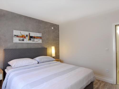 Apartments by the sea Biograd na Moru, Biograd - 22807
