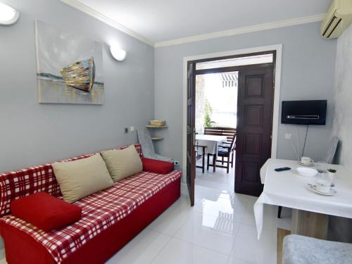 Apartments by the sea Biograd na Moru, Biograd - 22807