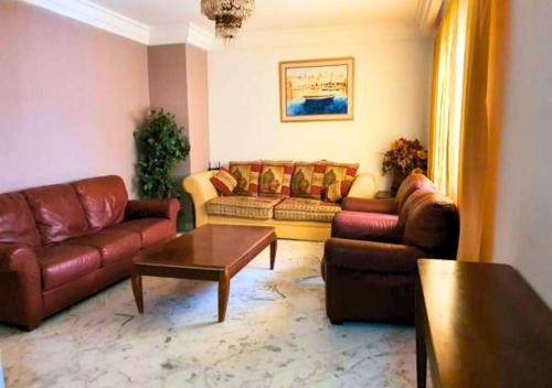 Appartement S3 Haut Standing 141m2 Connecté avec Fibre - 7-10 min Aéroport