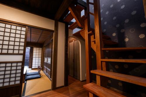 Rinn Shijo Machiya