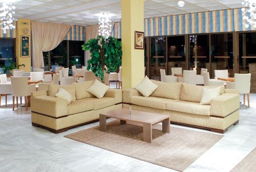 Posezení v ubytování Golden Sand Hotel
