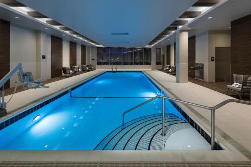 JW Marriott Minneapolis Mall of America Image