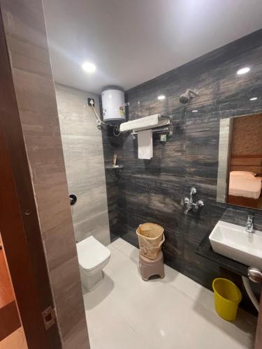 Koupelna v ubytování Hotel Dayaljeet