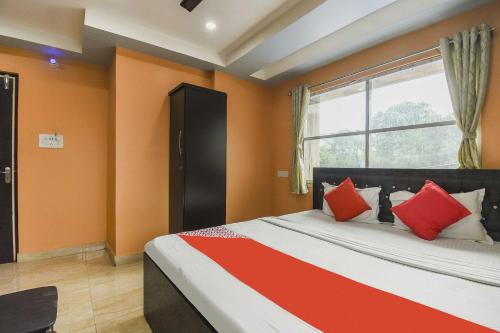 Imagen de la galería de Super Hotel O Galaxy, en Kānchrāpāra