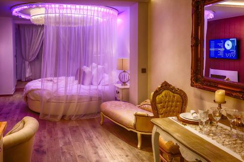 TV/trung tâm giải trí tại Le Clos des Thermes