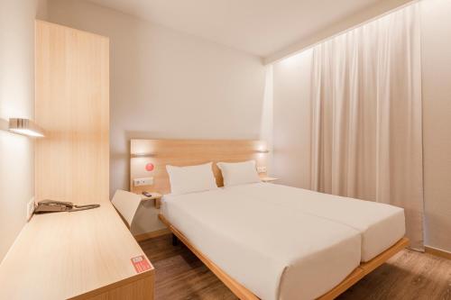 Moov Hotel Porto Centro Image