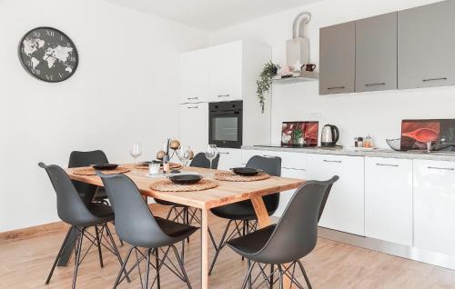 1 Bedroom Lovely Home In Labin
