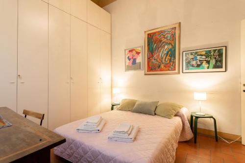 Santa Croce Dante's View Apartment with Terrace by Halldis