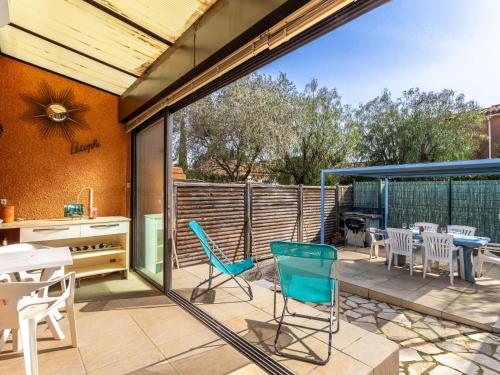 Holiday Home Les Mimosanes-3 by Interhome