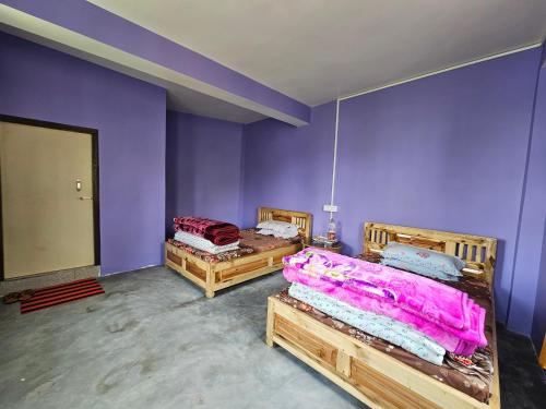Fotografie z fotogalerie ubytování Prerna Homestay, Rimbick v destinaci Sombāri
