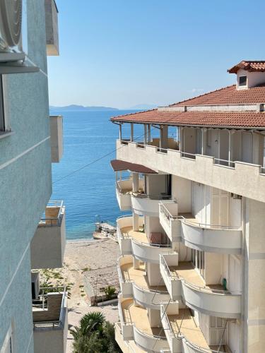 Crystal Sea View apartment