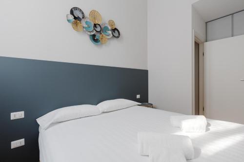 GuestHost - Mac Mahon - Urban Oasis Apartment!