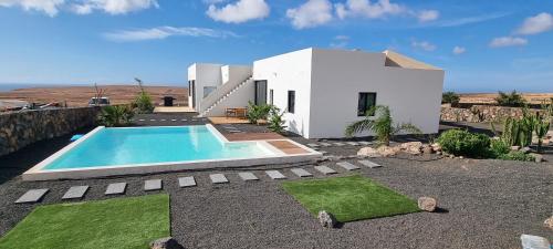 Πισίνα στο ή κοντά στο Villa Osaya
