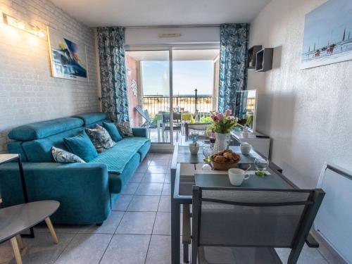 Apartment Les Colonnes de Circé by Interhome
