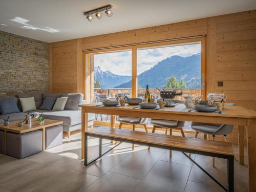 Apartment L' O 12 by Interhome